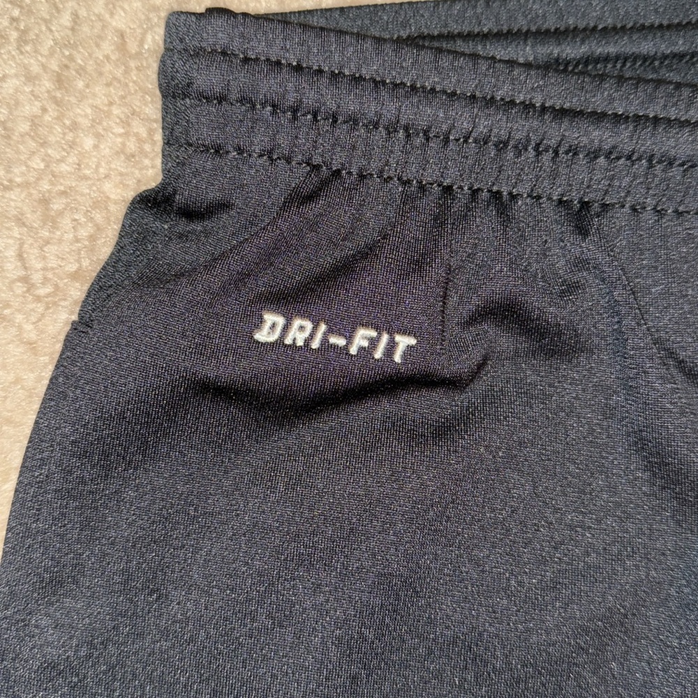 Nike Pants - Picture 3 of 6
